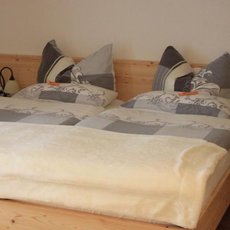 Gaestehaus Waldrand Garni 비싱 외부 사진