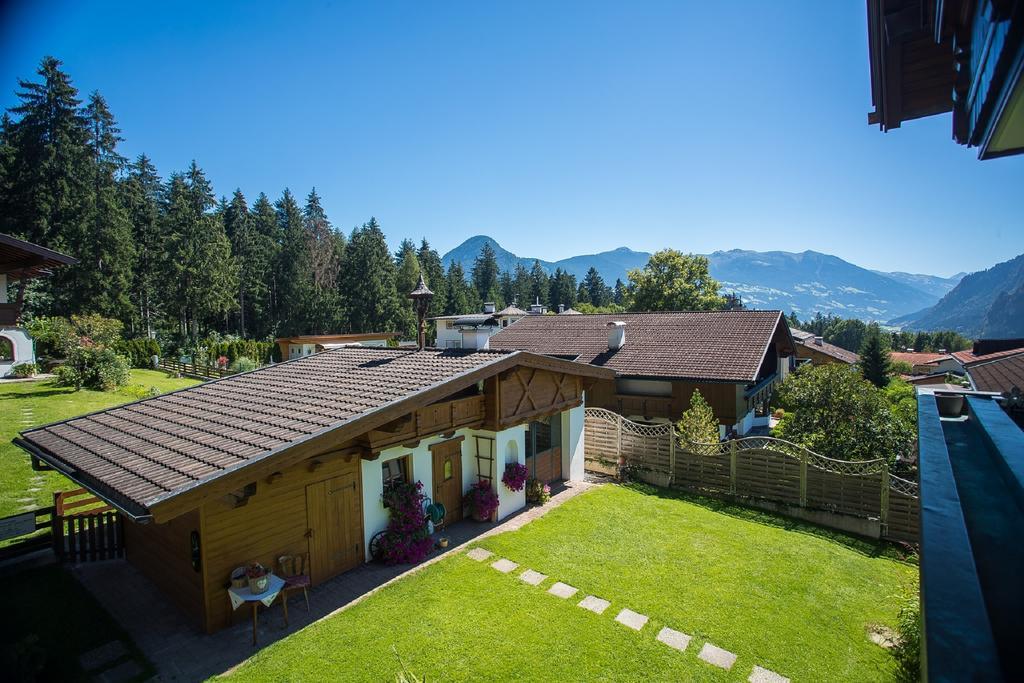 Gaestehaus Waldrand Garni 비싱 외부 사진