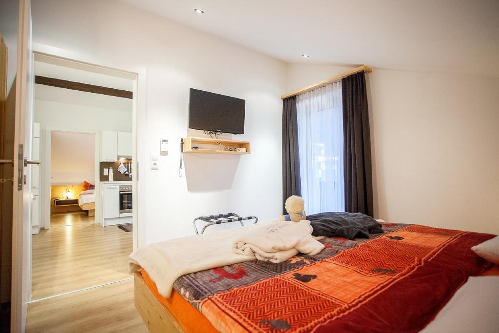 Gaestehaus Waldrand Garni 비싱 외부 사진