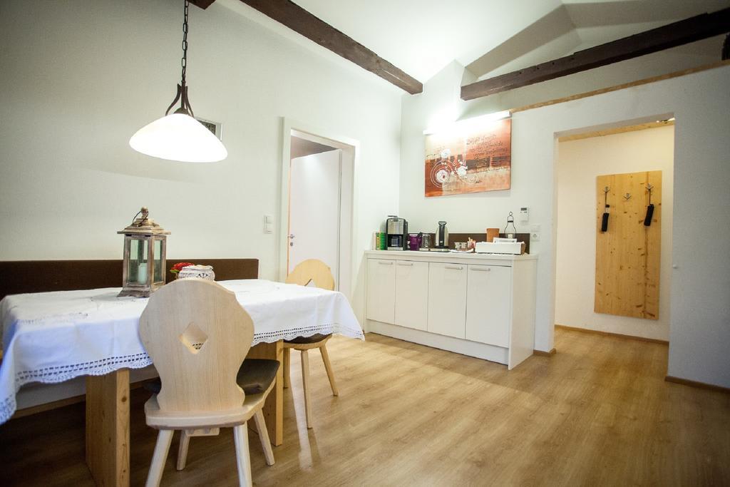 Gaestehaus Waldrand Garni 비싱 외부 사진