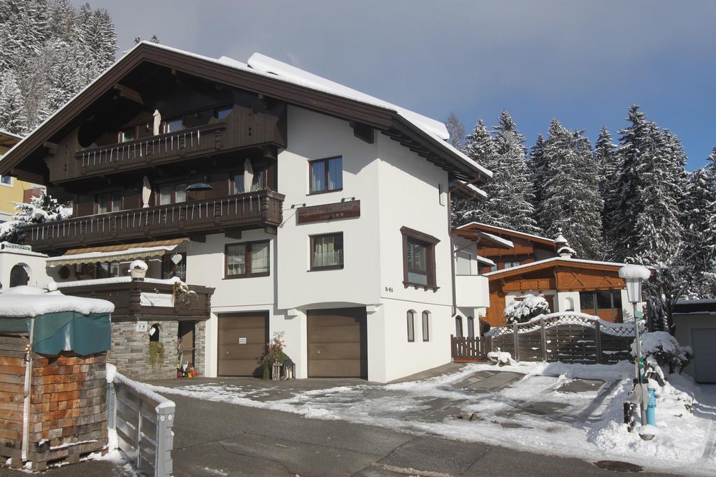 Gaestehaus Waldrand Garni 비싱 외부 사진